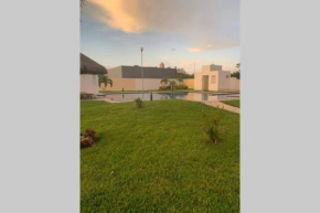 Departamento con vista a la alberca, planta baja